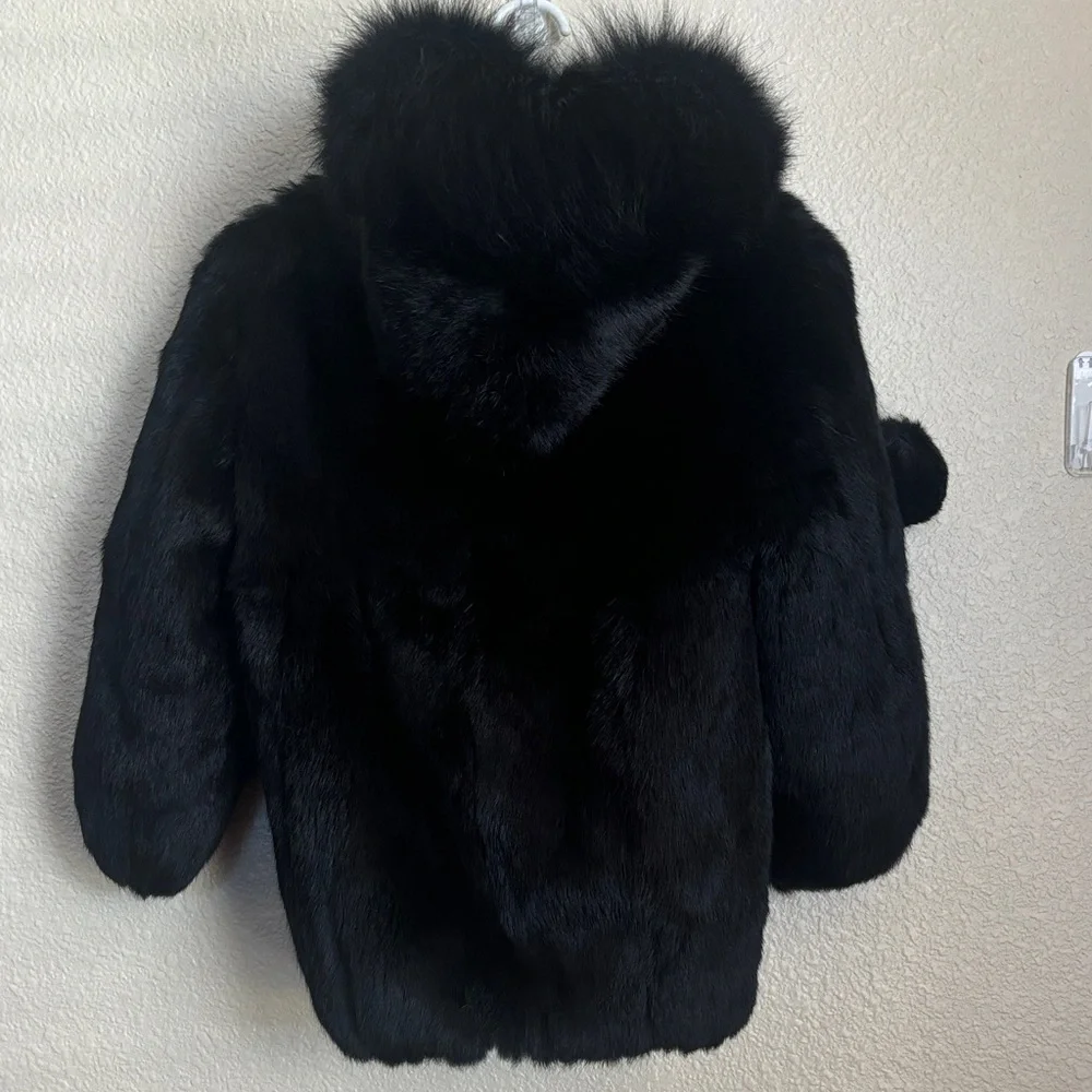 Luxurious Black rabbit Fur Coat - Picture 2 of 5